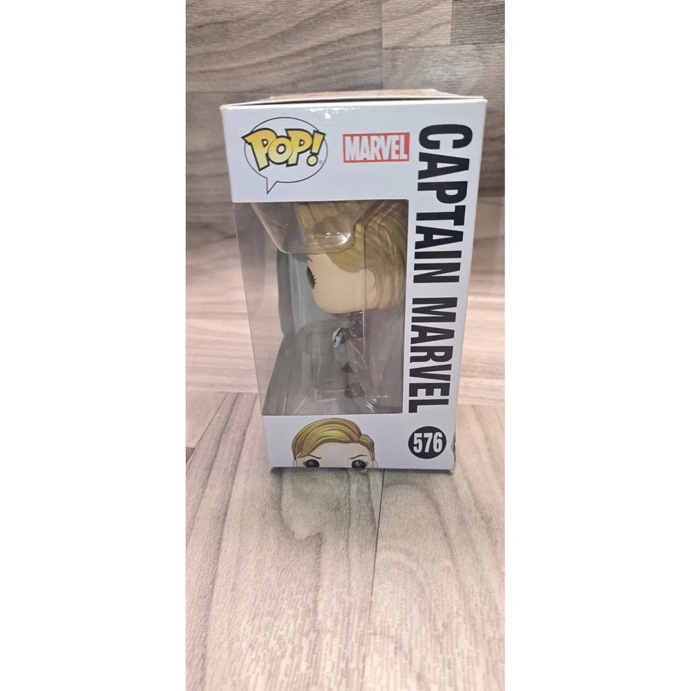 Funko Pop Avengers Captain Marvel Endgame 576 Bobble-Head Vinyl Figurine New
